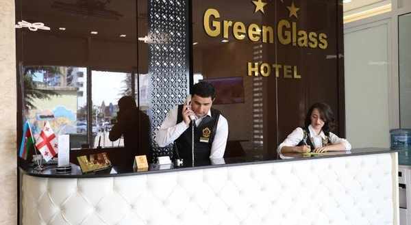 Ресепшн в грузинском отеле Green Glass