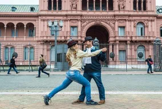 Уличный танец в Аргентине