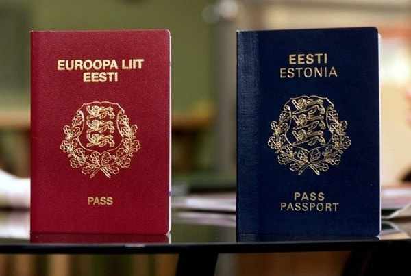 Европейский и эстонский паспорта