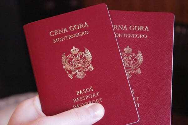 Паспорт Черногории
