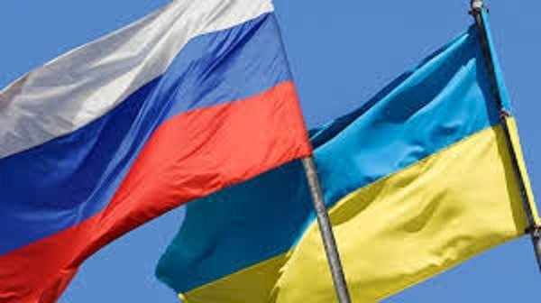 Флаги России и Украины 