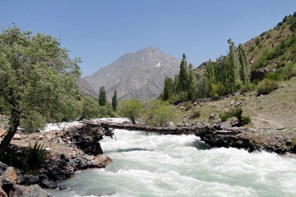 Какие документы нужны для поездки в Таджикистан?