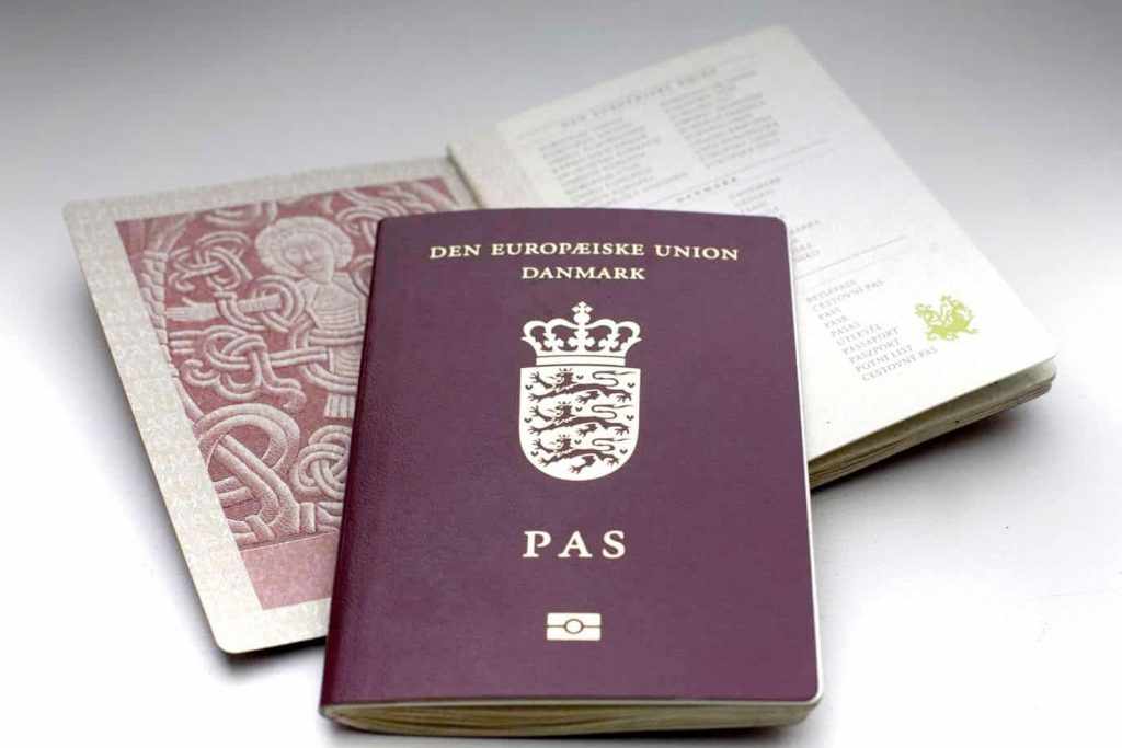 Процесс получения датского паспорта
