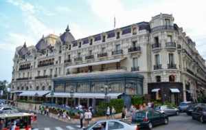 Всемирно известный отель в Монако - Де Пари.