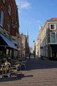 Тихие улочки, удобные кафе в Гааге.