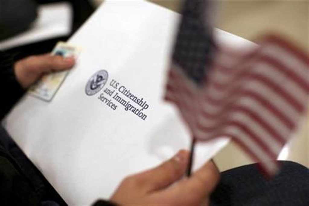 Письмо из службы гражданства и иммиграции США 